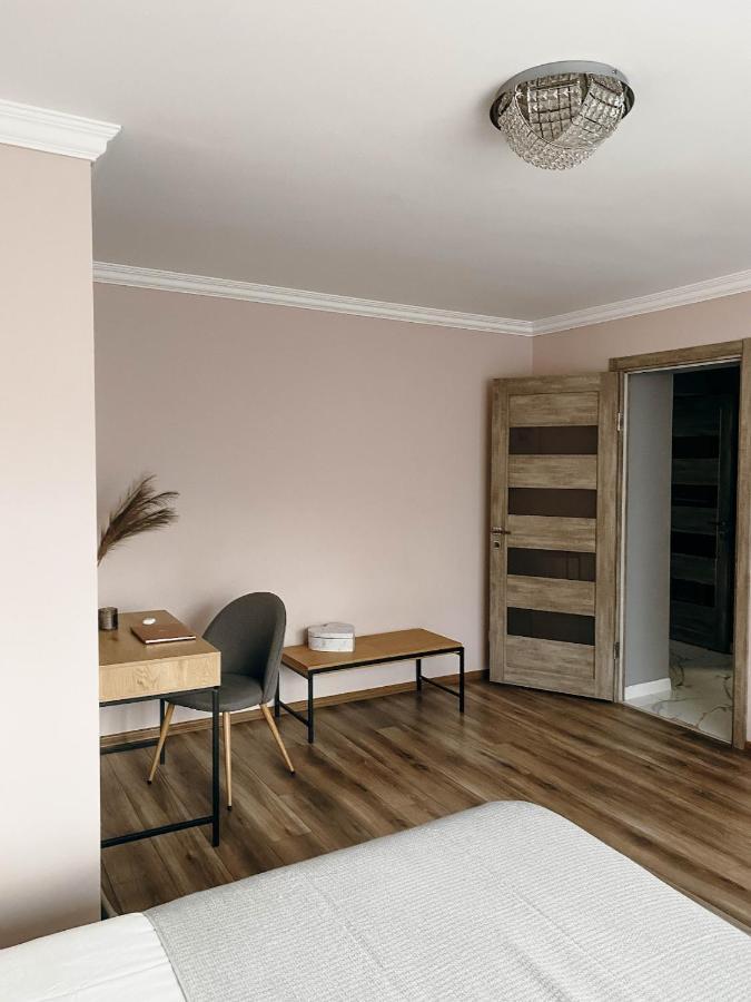 Апартаменти В Центрі Тернополя Ternópil Exterior foto